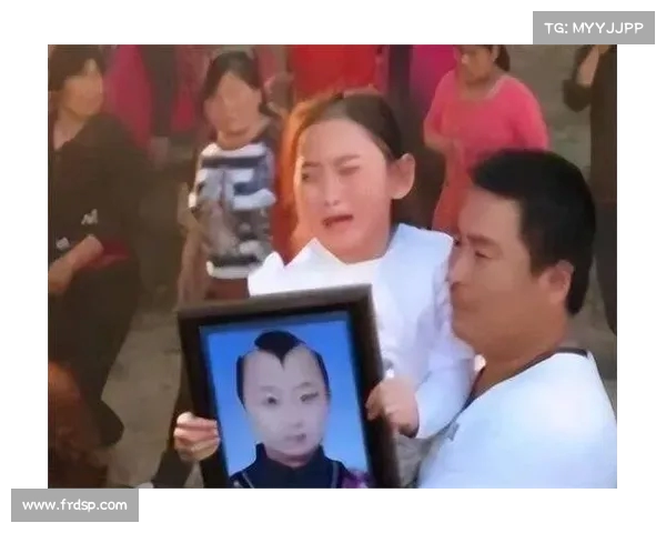 刚刚高中毕业的童星不幸离世,骑车事故背后真相逐渐揭开 刚刚高中毕业的童星不幸离世,骑车事故背后真相逐渐揭开